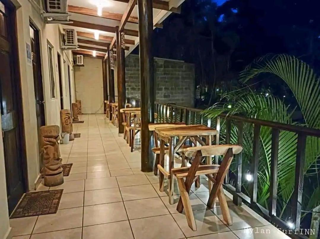 Dylan'S Surf Inn La Libertad Dış mekan fotoğraf